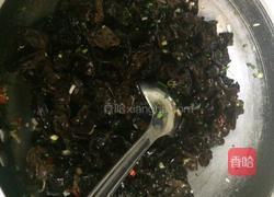 凉拌东北云耳的做法图解5