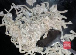 青瓜炒鹅肠的做法图解2