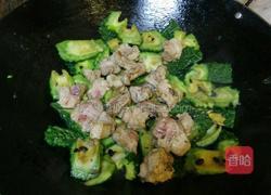 排骨豆豉焖凉瓜的做法图解6