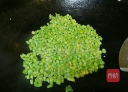 鸡蛋炒豆角的做法图解3