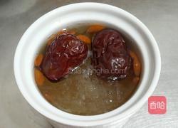 红枣杞子炖燕窝的做法图解5