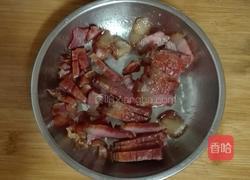 爆炒腊肉的做法图解2