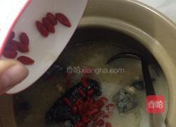 当归红枣参鸡汤的做法图解5