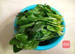 花生米拌菠菜的做法图解1