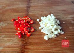 花生米拌菠菜的做法图解2