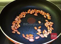 花生米拌菠菜的做法图解3