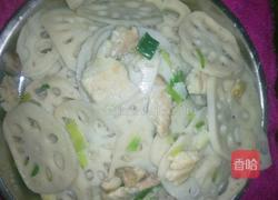 莲藕炒五花肉的做法图解5