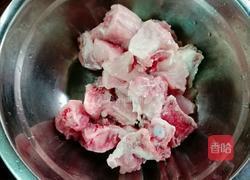 排骨蒸豆腐的做法图解1
