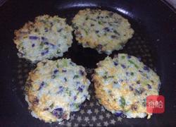 米饭蔬菜饼的做法图解9