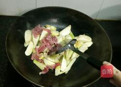 茭白炒肉丝的做法图解4