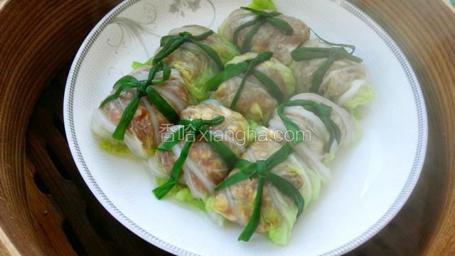 蒸锅里水烧开，将盘子放入，大火蒸十分钟