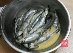 飘香多春鱼的做法图解4