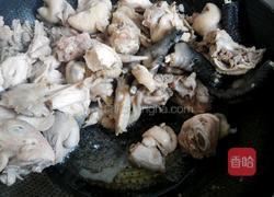 板栗煲鸡的做法图解6