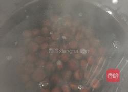 板栗烧鸡块的做法图解2