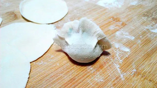 饺子包好了