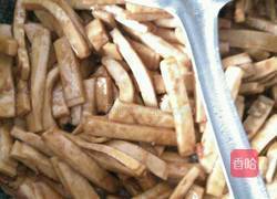 大蒜炒香干的做法图解3