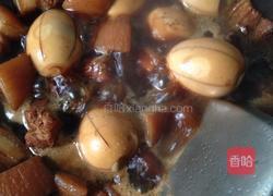 五花肉炖蛋的做法图解5