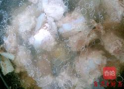  排骨白菜汤的做法图解2