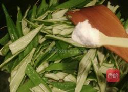 秋葵炒牛肉丸的做法图解7