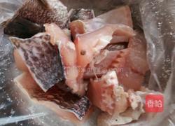 酸菜鱼的做法图解1