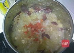 冰糖银耳红枣莲子汤的做法图解10