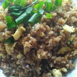 酱油炒饭的做法[图]