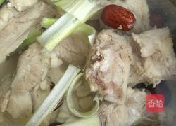 山药胡萝卜排骨汤的做法图解3