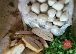 肉丸汤米粉的做法图解1