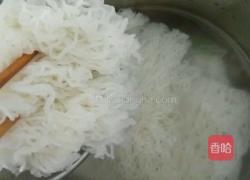 肉丸汤米粉的做法图解2