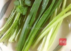 菠菜排骨粥的做法图解2