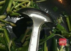 红烧鱼焖豆腐的做法图解2