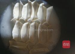 莲藕肉馅锅贴的做法图解23
