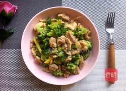 鸡腿肉炒西兰花的做法图解8