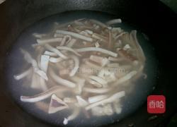 洋葱炒鱿鱼的做法图解3