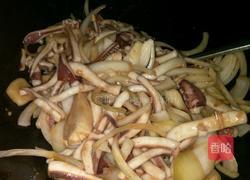 洋葱炒鱿鱼的做法图解8