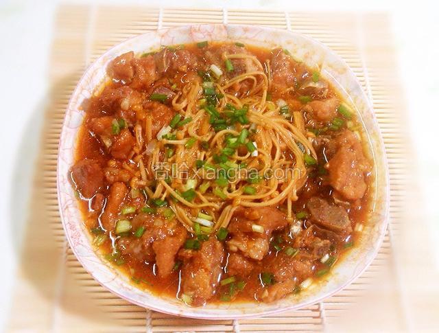 金针菇蒸排骨