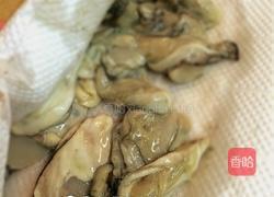 黄油小炒牡蛎杏鲍菇的做法图解2