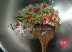 炒刀削面的做法图解3