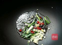 干煸莲藕的做法图解3