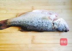 开屏孔雀鲈鱼的做法图解1