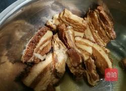 扣肉松菌汤的做法图解2