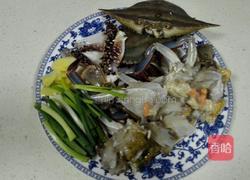 葱姜梭子蟹的做法图解1