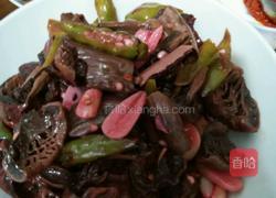 炒干红菌的做法图解9