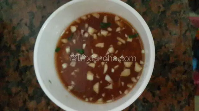 加少许白糖和酱油
