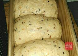 全麦杂粮酸奶吐司面包的做法图解4