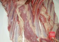 孜香椒盐羊排的做法图解1