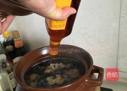 何首乌、黑豆炖猪脚的做法图解11