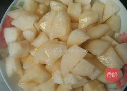 蜜汁甜梨的做法图解3