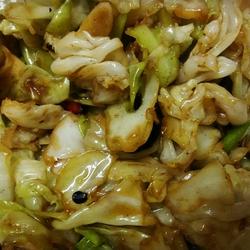 干锅手撕包菜的做法[图]