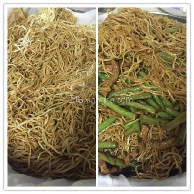 蒸布铺平一层面条一层菜。